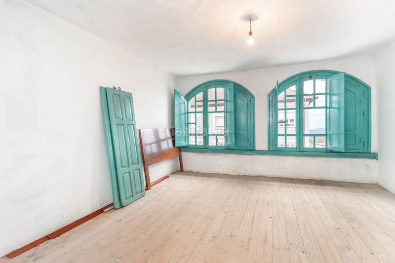 Foto 1f8cd0ce-7861-4b2f-ba16-29c4b7e35bf2. Casa aparellada a Salas - cl el cruce 25 a Salas