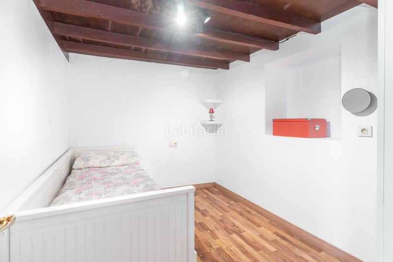 Foto 70e3a715-ac53-4ce0-b246-297fcd922a4c. Casa aparellada a Salas - cl el cruce 25 a Salas