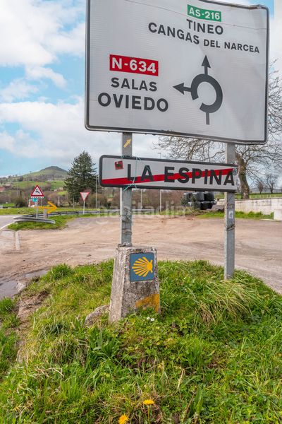 Foto b0774488-66a9-4b86-ad3e-822cc94b48b3. Casa aparellada a Salas - cl el cruce 25 a Salas