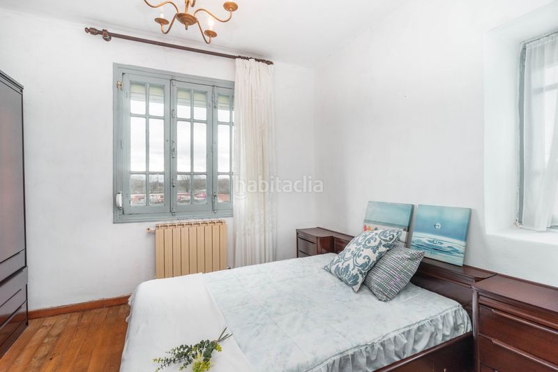 Foto e5e27585-bb20-4663-a963-24fa681d68da. Casa aparellada a Salas - cl el cruce 25 a Salas