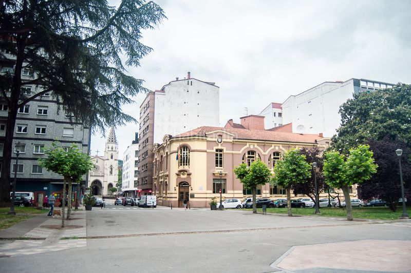 Foto a7c5adbd-33b2-48b6-ad52-4dc19bcfbb0b. Pis a Sama - cl constitucion 59 a Sama Langreo