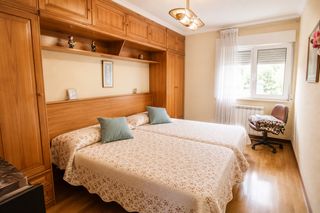 Piso  Oviedo - albeniz. Piso en venta en el milan, oviedo
