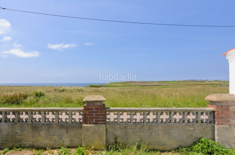 Foto 074962e4-a943-4f05-a470-f32dc21cd893. Casa amb calefacció aparcament a Verdicio-Bañugues-Cabo Peña Gozón