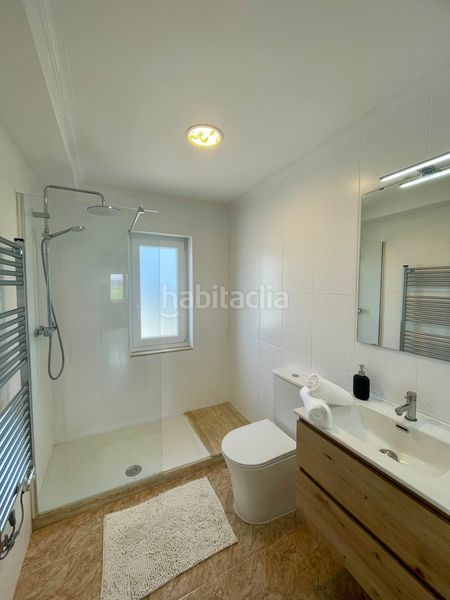 Foto ed1678a2-5a40-49de-a7a4-31a190a496eb. Casa amb calefacció aparcament a Verdicio-Bañugues-Cabo Peña Gozón