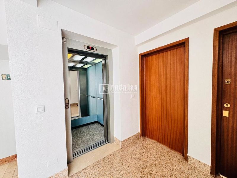 Foto 3c9970fe-cd2e-4a37-a656-d30c7c839617. Piso en El Carmen Murcia