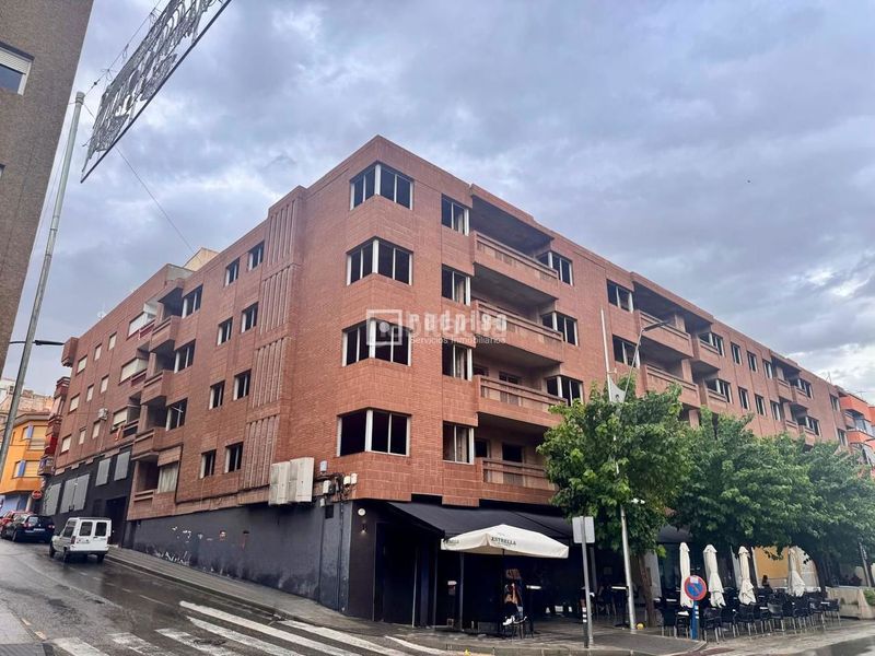 Foto 48e5033c-fae1-4a85-a38b-3664c5f63186. Edifici a Cehegín