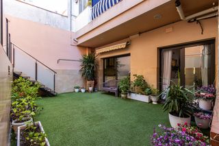 Appartement à Can Boada. Planta baja de diseño con terraza y  parking