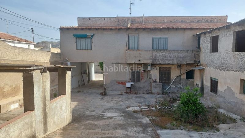 Foto 0d425a54-3f8c-4ce5-9b29-7930633a80d8. Casa amb aparcament a El Esparragal Murcia