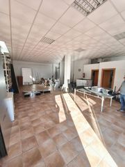 Local Comercial a Puente Tocinos