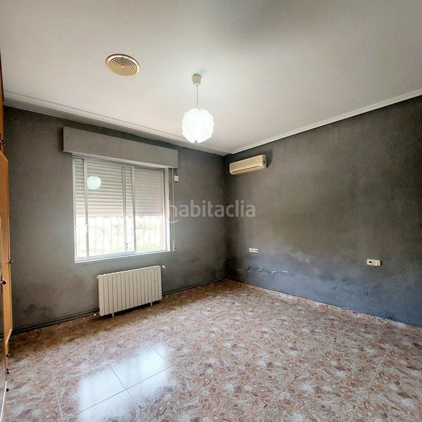 Foto b1de86e9-ccbd-4aa1-8cea-54f0a51cb40c. Casa amb aparcament a Beniaján Murcia