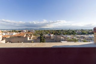 Lloguer Àtic a Guadalupe. Se alquila exclusivo ático dúplex  a chicas estudiantes de ucam