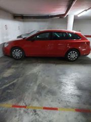 Parking voiture à La Flota