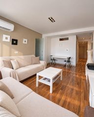 Affitto Appartamento in Santa Maria de Gracia. Piso céntrico en ronda norte  3 dormitorios
