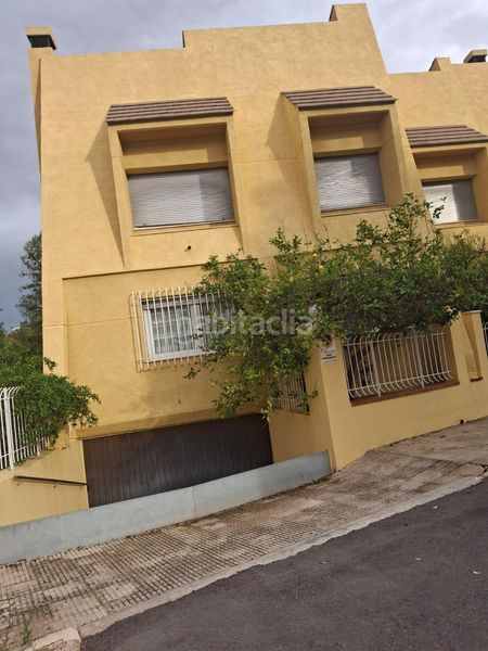 Foto 1048e163-446a-4a83-afd3-73f1a1dc089c. Xalet amb aparcament a Beniaján Murcia