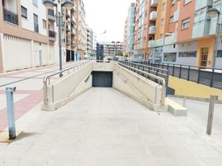 Lloguer Aparcament cotxe a Juan Carlos I. Garaje en alquiler junto al sef