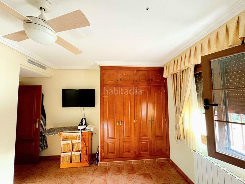 Foto 70d59a2d-0490-46ab-9792-08653561be59. Xalet amb aparcament piscina a Beniaján Murcia