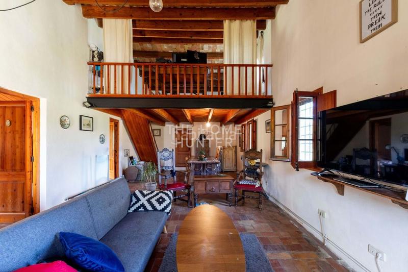 Foto 68998ac8-bde2-40e4-b6a3-6fa7f4cd5fd9. Casa  de 299 m2 con vistas en venta en Siurana