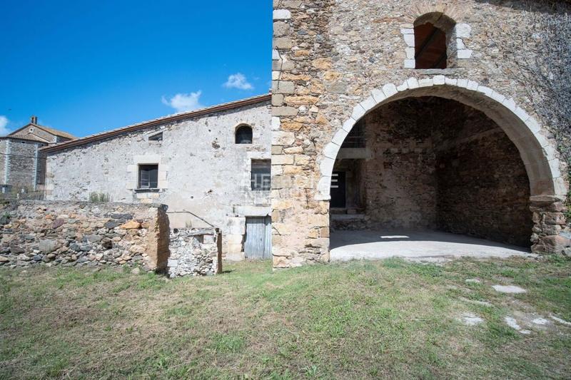 Foto 183fa252-b0d4-43ab-bf27-9fe3f1d29dc6. Casa  de 1124 m2 con vistas en venta en Juià