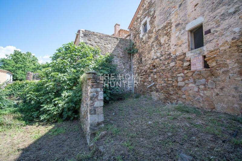 Foto 317c271e-6e46-48af-82a0-ebbd2af603c6. Casa  de 1124 m2 con vistas en venta en Juià