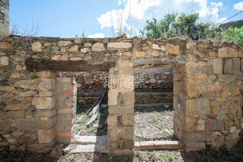 Foto b53f5320-4097-4e42-b4f6-bff3f72d9df8. Casa  de 1124 m2 con vistas en venta en Juià