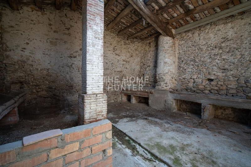 Foto bd615030-f19c-46c9-9153-16dee6e76b0a. Casa  de 1124 m2 con vistas en venta en Juià