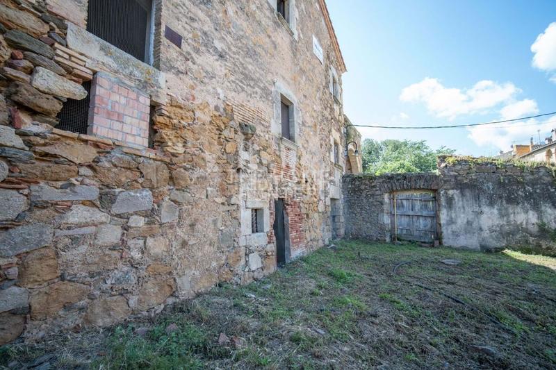 Foto fd63dfa6-fd86-4b02-9a1f-e3bc3b5d5347. Casa  de 1124 m2 con vistas en venta en Juià
