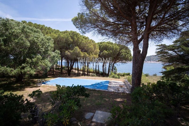 Foto 1edde410-eb7a-4251-b091-957dea91bf7a. Casa  de lujo de 490 m2 con piscina y vistas en venta en port de la selva el en Port de la Selva (El)