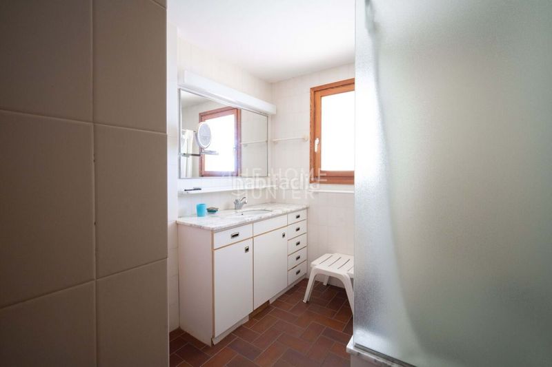 Foto f7b1c65c-e820-452d-b255-014e52b3f759. Casa  de lujo de 490 m2 con piscina y vistas en venta en port de la selva el en Port de la Selva (El)