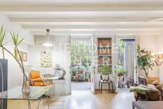 Piso  Bailen 63 enlo 1. Piso de 126 m2 con terraza en venta en la dreta de leixample, ba