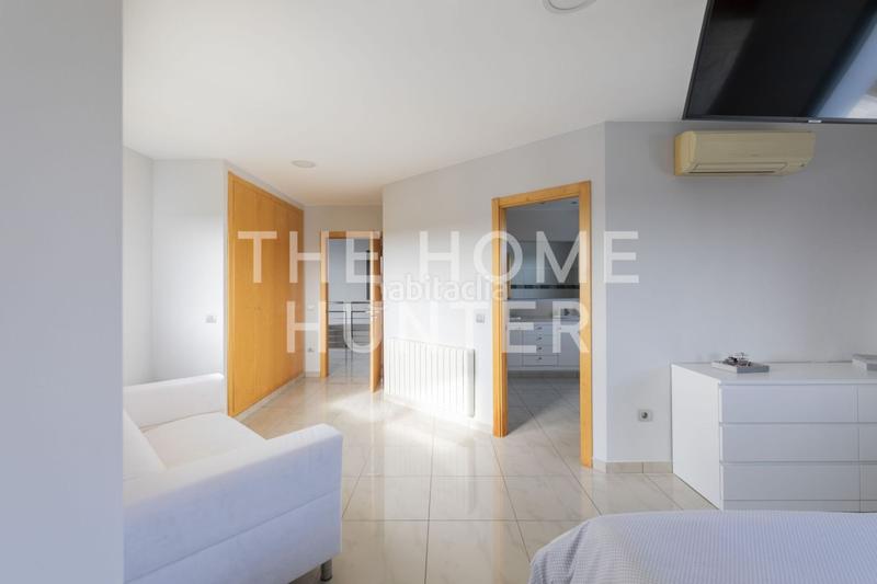 Foto 90139be2-f563-4f34-9244-e025282d158b. Casa  de 267 m2 con vistas en venta en Ordis