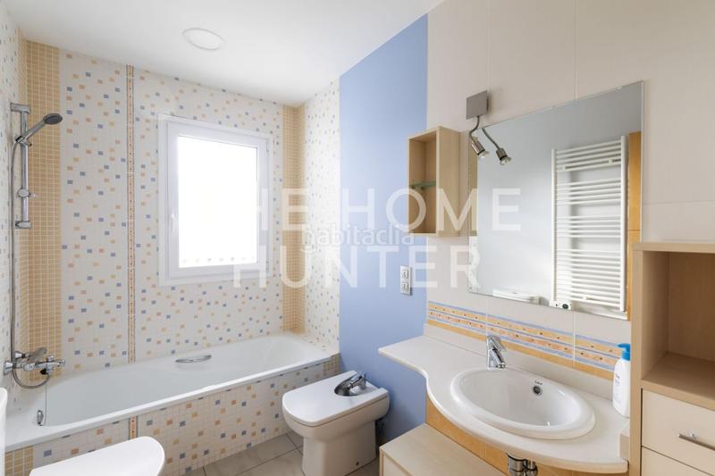 Foto c4244407-1a05-411a-81a9-55d02d98ed3d. Casa  de 267 m2 con vistas en venta en Ordis