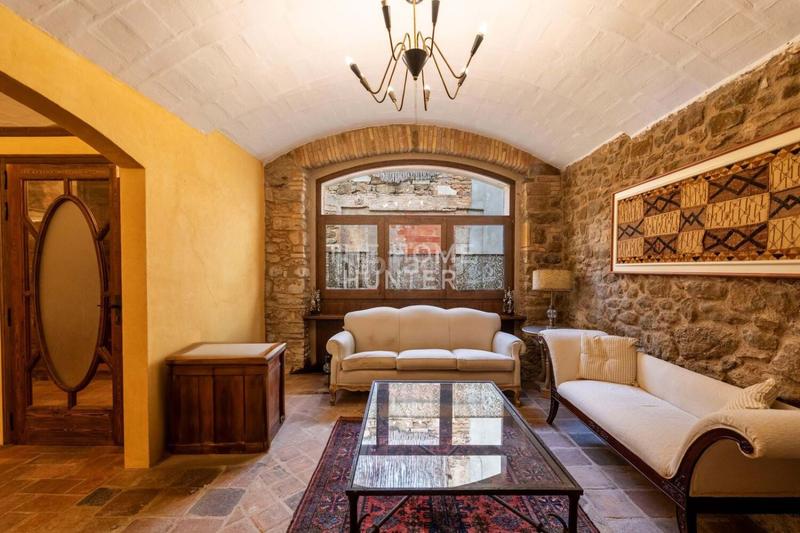 Foto 49452ea6-92ba-4c59-a866-09adc571ee62. Casa  de 342 m2 con vistas en venta en Rupià