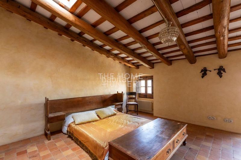 Foto 669a3958-b2ad-4f52-ba2a-d2f6d3ac47d0. Casa  de 342 m2 con vistas en venta en Rupià