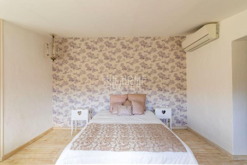 Foto 6fa54429-619f-4c08-972e-e0d737e02ceb. Casa  de 342 m2 con vistas en venta en Rupià