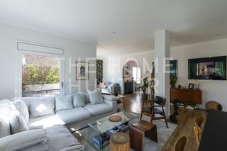 Piso  Laforja. Piso de lujo de 197 m2 con vistas y terraza en venta en sant ger
