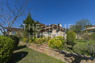 Maison  Carrer bonaigua. Casa de 312 m2 con vistas en venta en escala, l