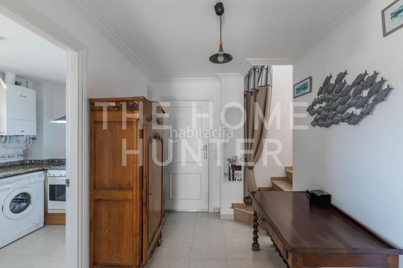 Foto 0174be2b-0753-4945-a6b8-0cf42a93a388. Ático  de 133 m2 con terraza en venta en escala, l en Escala (L´)