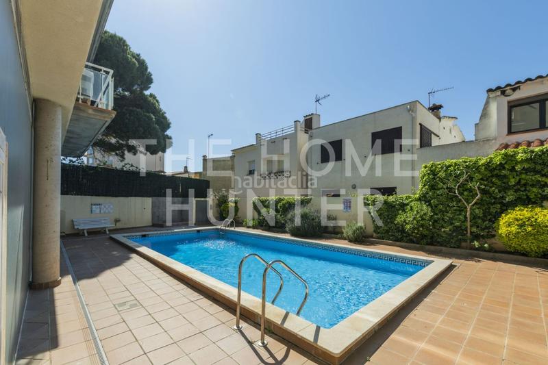 Foto 4a02df95-4dbf-464e-8f17-3c3121ef2e22. Ático  de 133 m2 con terraza en venta en escala, l en Escala (L´)
