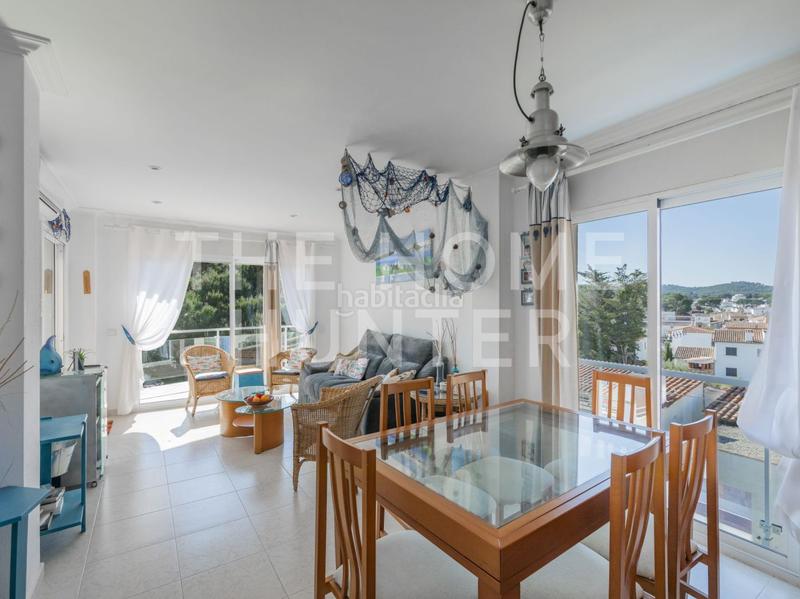 Foto 6f9c6365-fd7d-4b69-840f-2c55c49516bf. Ático  de 133 m2 con terraza en venta en escala, l en Escala (L´)