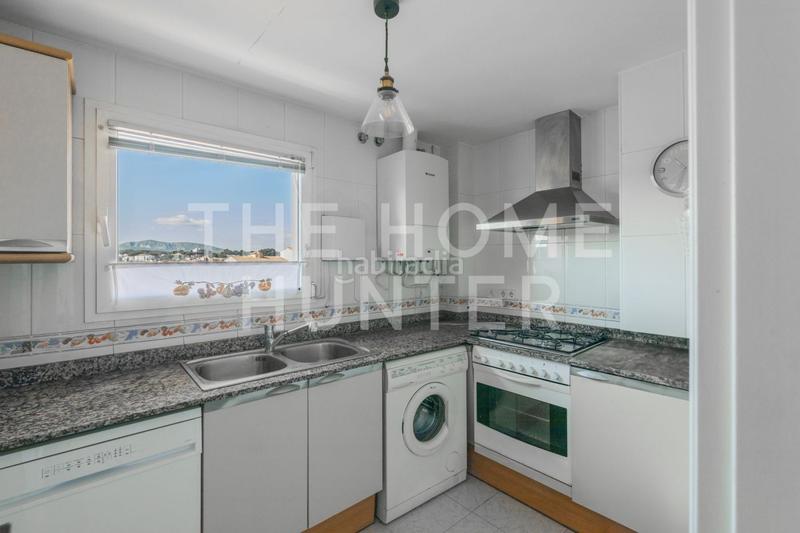 Foto f079a7a9-cbf5-4bb1-8ab4-73007fd263b5. Ático  de 133 m2 con terraza en venta en escala, l en Escala (L´)