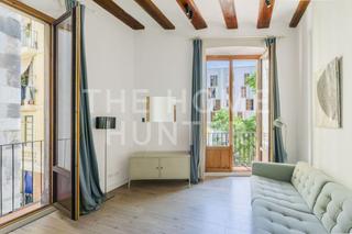 Piso en St. Pere - Sta. Caterina - El Born. Piso de 71 m2 con terraza en venta en sant pere, santa caterina