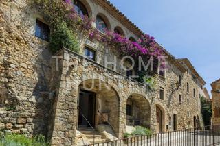Casa  Carrer de la torre. Casa de 223 m2 con vistas en venta en pals