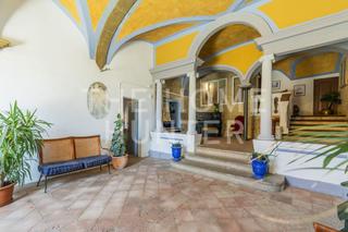 Casa a Castell dEmpries. Casa de 1011 m2 con vistas en venta en castell dempries