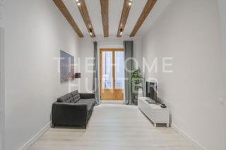Piso en St. Pere - Sta. Caterina - El Born. Piso de 66 m2 con terraza en venta en sant pere, santa caterina