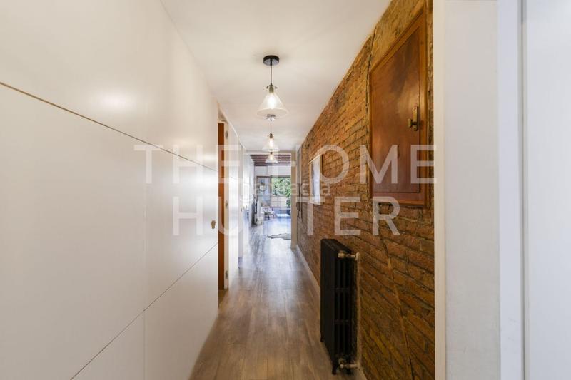 Foto 669e8d8f-1f57-4d5a-bf57-331e88e01409. Piso  de 92 m2 con terraza en venta en la dreta de leixample, en Barcelona