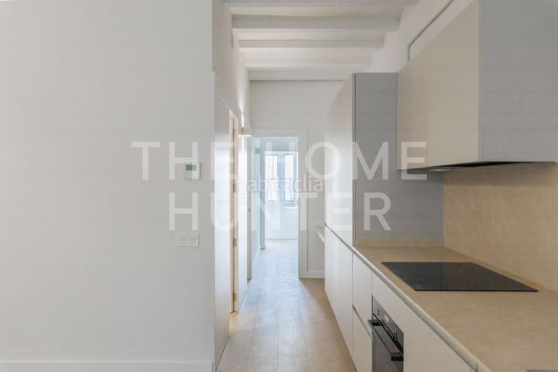 Foto 0b87e32e-6bde-4f43-afcb-89e46cedb9d3. Piso  de 65 m2 en venta en poble nou, en Poblenou Barcelona