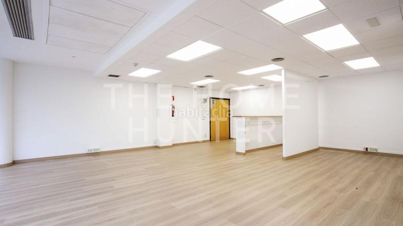 Foto 94b576fc-332c-455f-a06e-48c4ba9bfb51. Rent office space with heating in Barri de les Corts Barcelona