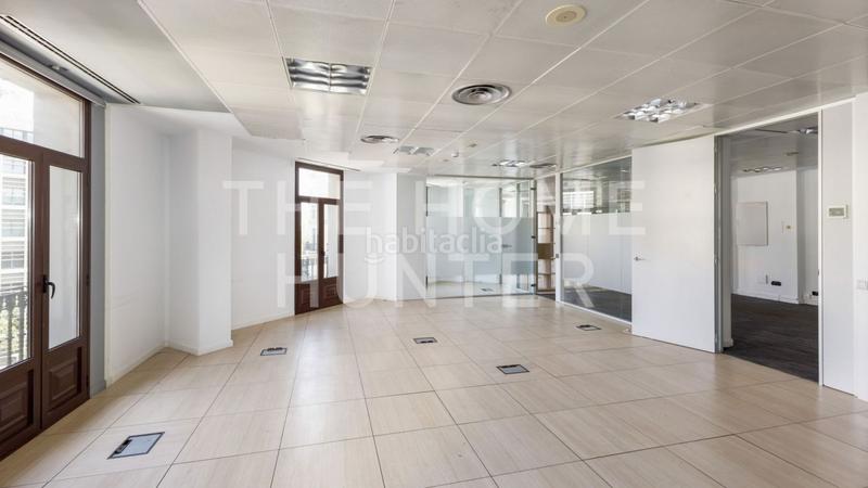 Foto 87f1ef6c-ba4c-4588-ba87-18d7c9f57e2c. Miete büro mit heizung in Dreta de l´Eixample Barcelona