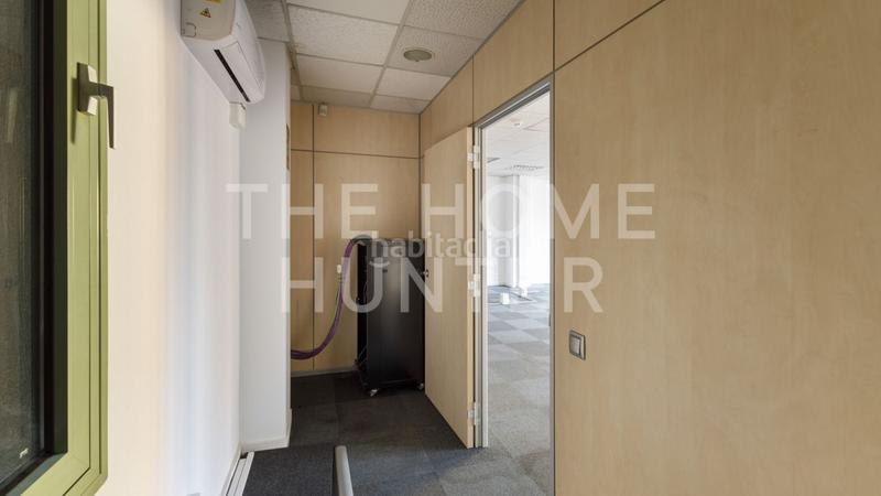 Foto c9366f02-01b5-40f7-ab64-b12157a8e634. Alquiler oficina  de 113 m2 en alquiler en les corts, en Barcelona