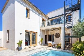Casa  N/a. Casa de lujo de 250 m2 con piscina en venta en muro